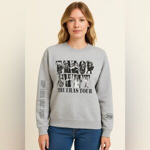 🩶 Taylor Swift “The Eras Tour” 2023 Crewneck Sweatshirt – Size Medium